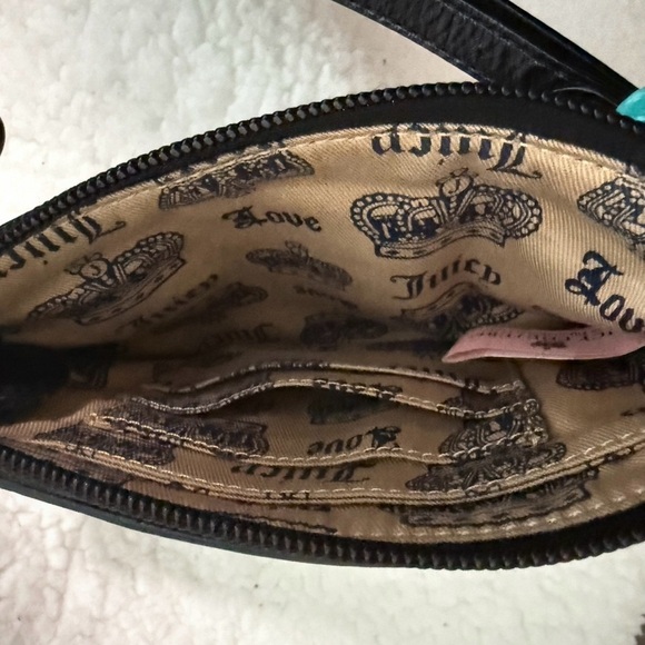 Juicy Couture Retro Plaid Velour Wristlet in Black and Red - Picture 7 of 7